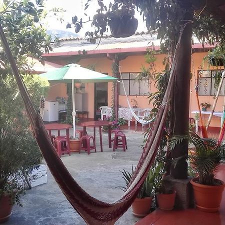 Hostal Morenos Antigua Eksteriør billede
