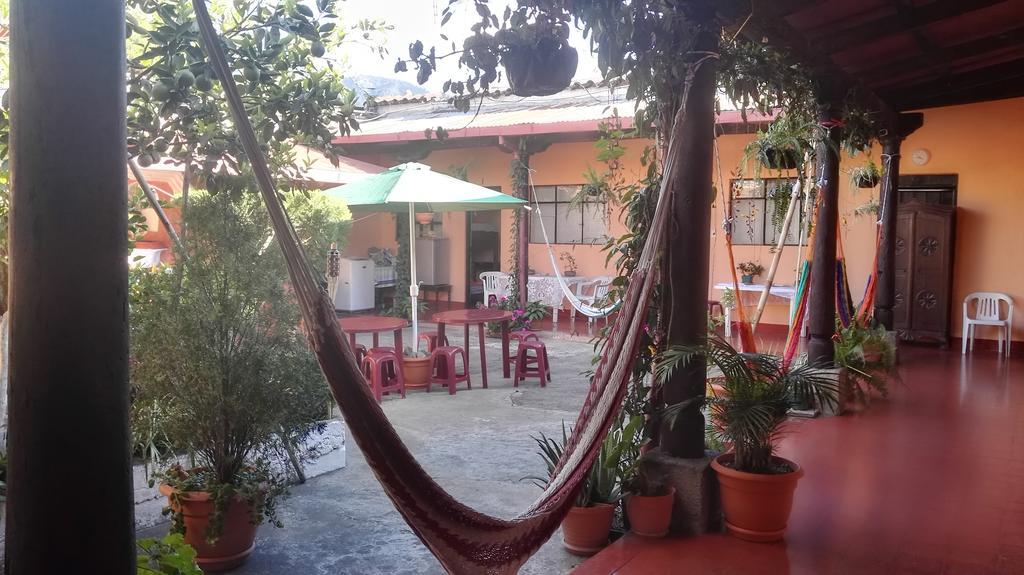 Hostal Morenos Antigua Eksteriør billede