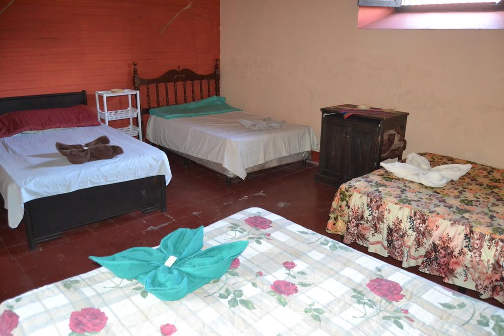 Hostal Morenos Antigua Eksteriør billede