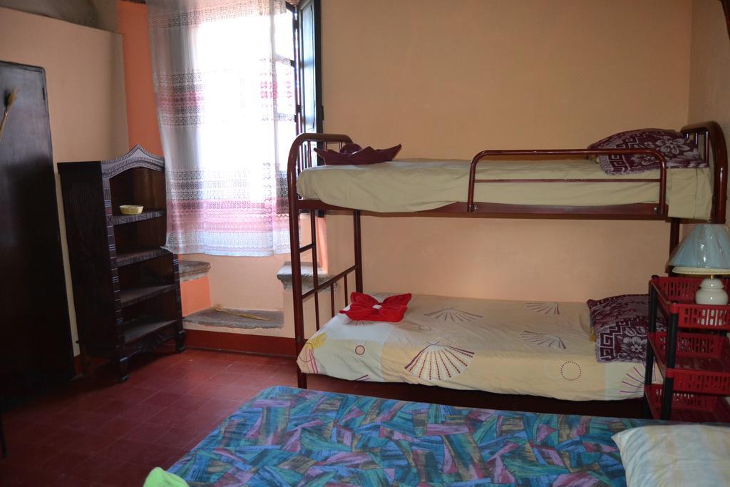 Hostal Morenos Antigua Eksteriør billede